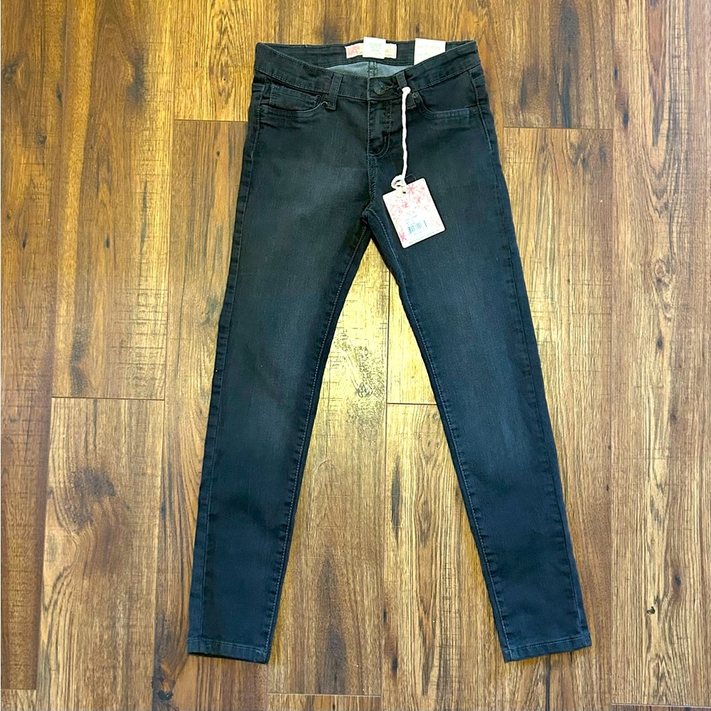 NWT Girls Free Planet Super Skinny Jeans size 12 Dark Grey